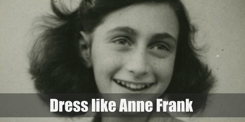 Anne Frank Costume