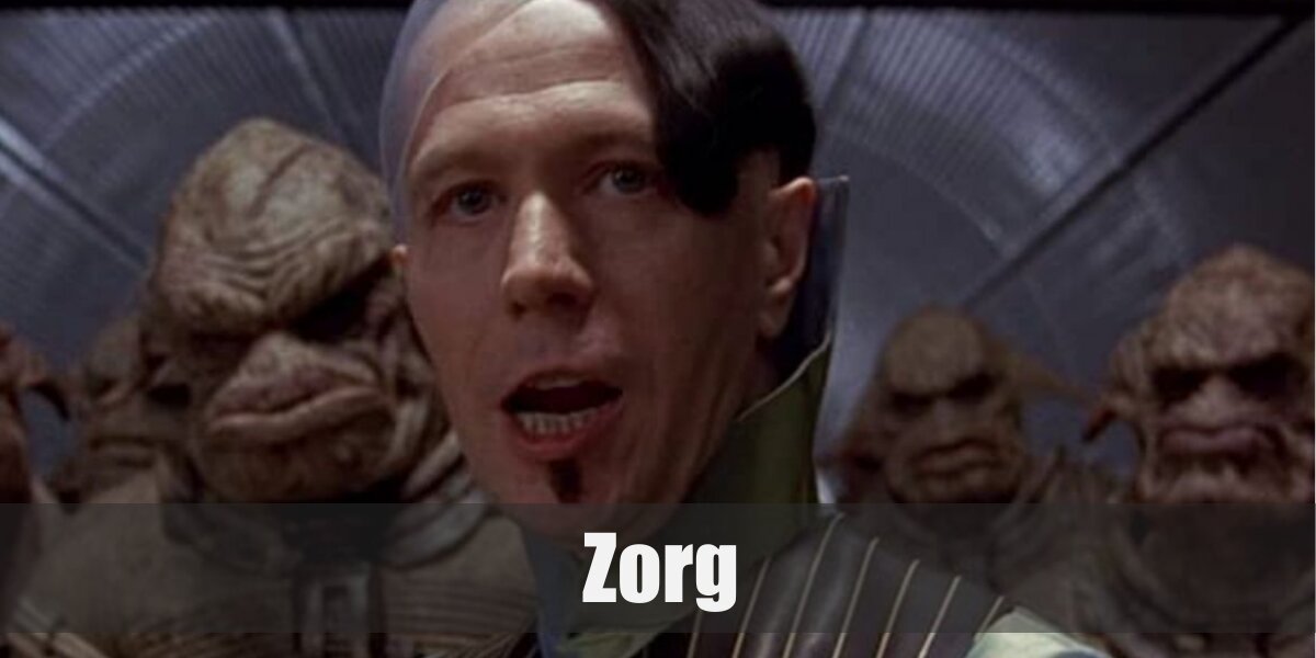 Jean-Baptiste Emanuel Zorg (The Fifth Element) Costume