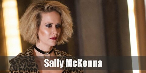 Sally McKenna (American Horror Story) Costume