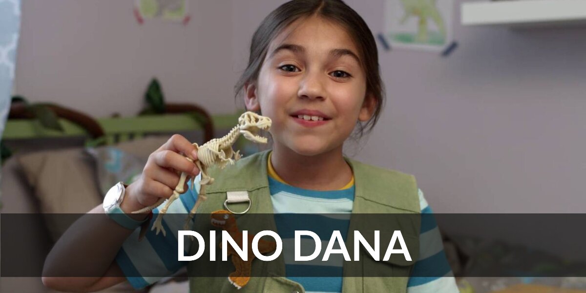 Dino Dana Jain Costume